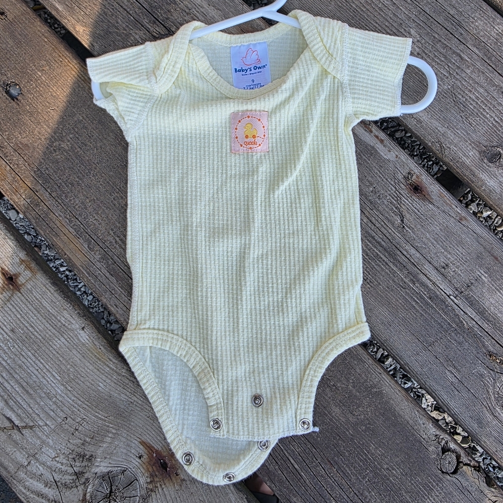 Yellow Ribbed Bodysuit With Ducky